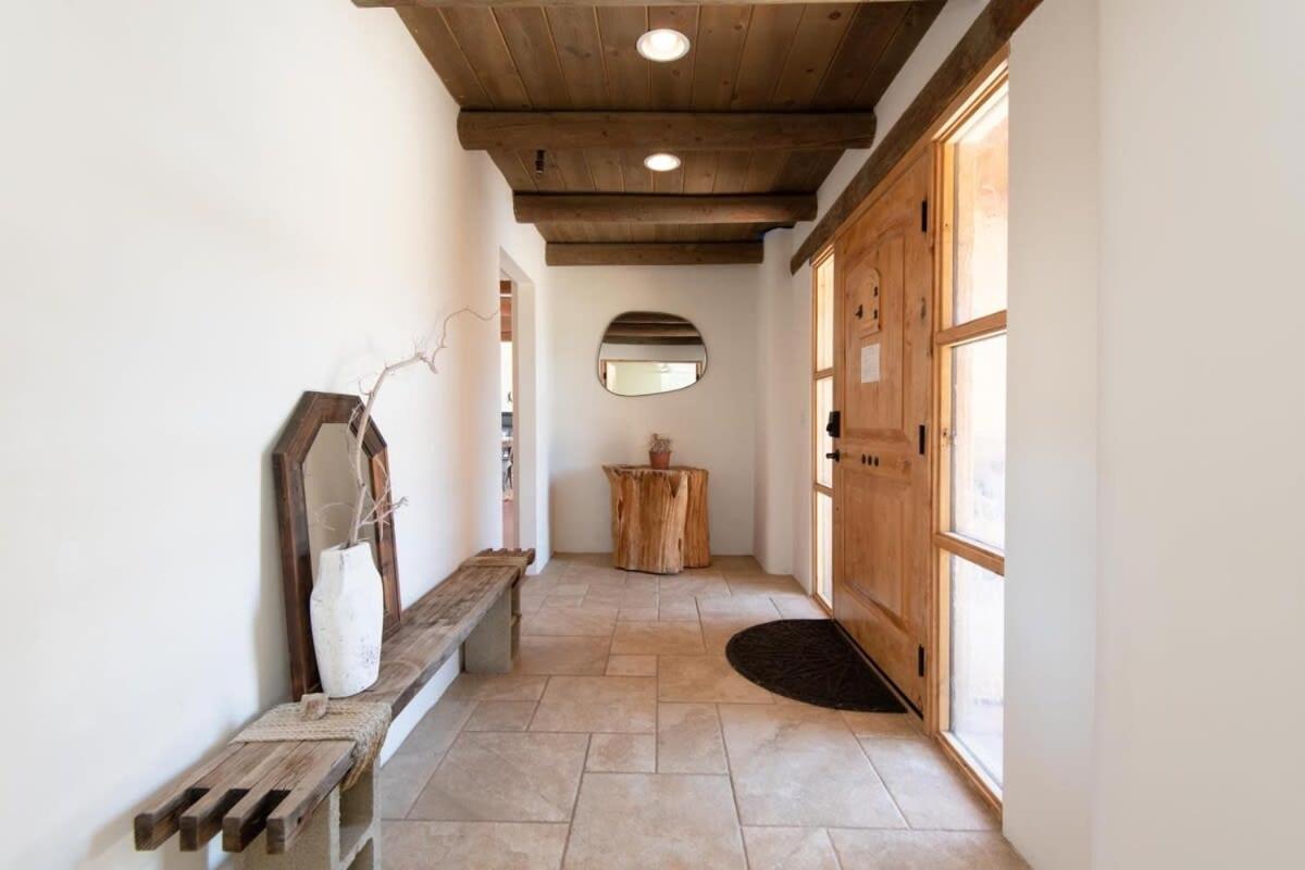 Renovated Lodge - Room 2 With Pool Access Joshua Tree Eksteriør bilde