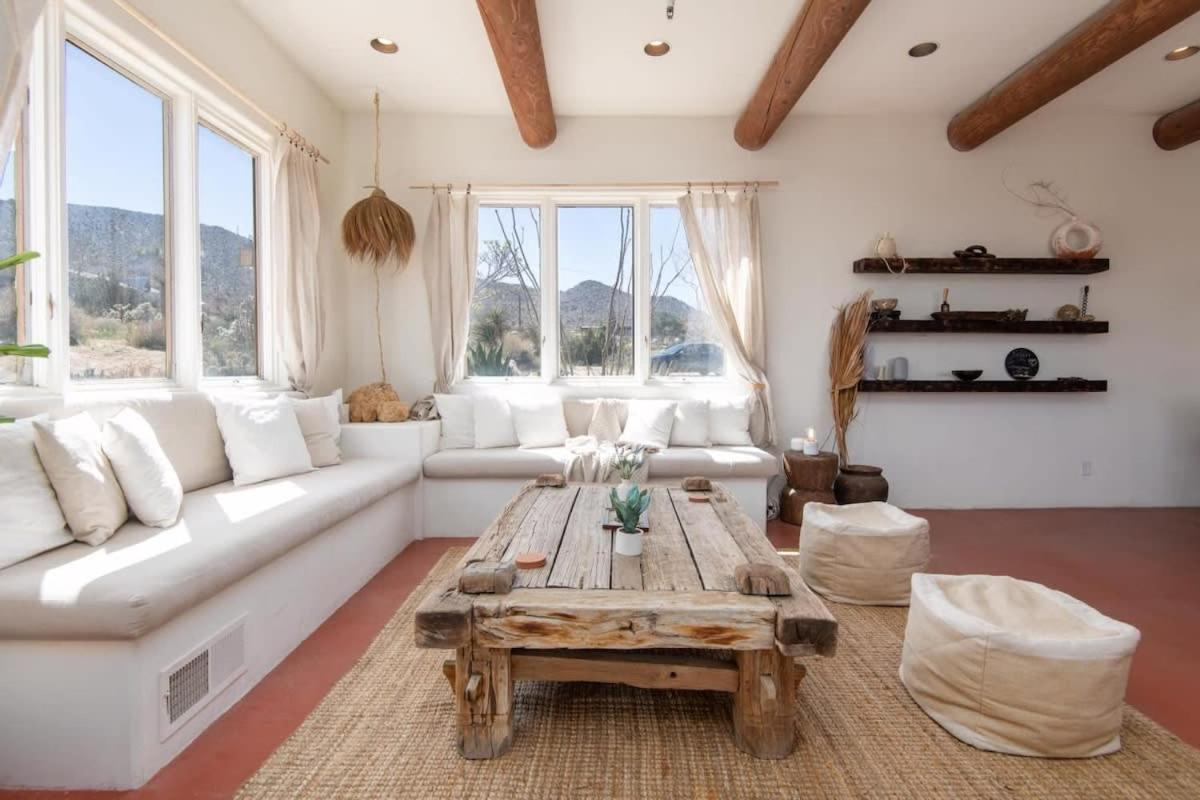 Renovated Lodge - Room 2 With Pool Access Joshua Tree Eksteriør bilde
